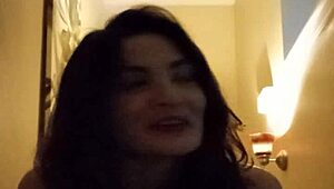 mollyjanexxx shares her big natural tits in an emotional backstage update