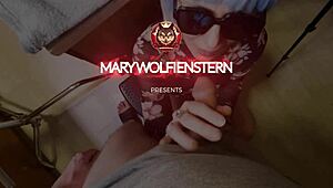 Sahej mi čuráka, jebej úzkou kundu, konči tvrdě hned!