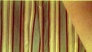 Yo, check my solo bathroom play, so wet!