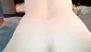 que buena sentadillas cabalgando with naree’s cute petite latina body.