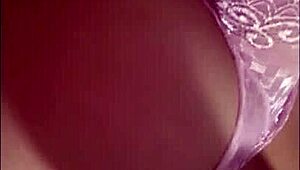 Fan antoi mulle tämän kuuman alusvaatteen, haluutko nähdä kun masturboin perseeni?