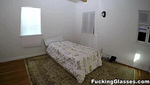 Fucking Glasses - Harvard Gal Dakota Bleu Deepthroats