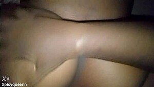 Crna mama sise, to je rekla u lezbejskoj sceni