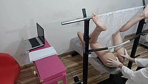 いたずら婦人科検診で若い患者を焦らし弄び