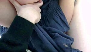 Amateur Japanese Solo Masturbation with Sensual Touch