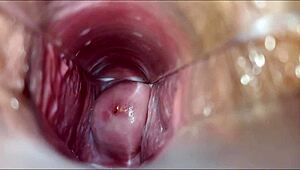 Wow, intense vaginal orgasm with a speculum! 😍