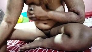 Pembantu Amatir Pertama Kali Ngentot Memeknya Tetek Terbuka