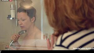 Hey, isn’t that Louise Meritz topless in Ditte Louise S01E01?