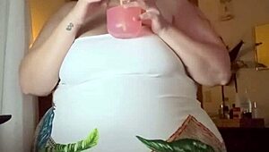 Luxuriousbbws explores bbc impregnation fantasy with huge assets.