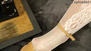 Babička Bambi testuje mou novou hračku s divokým twistem - je tak nadržená?