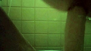 Masturbating with oil is the best way to orgasm