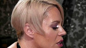 The hot milf tied the man’s hands and fucked him in ass