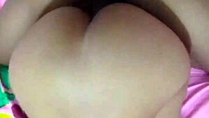 Jeg lengter etter dyp doggystyle med romkameratens store ræv