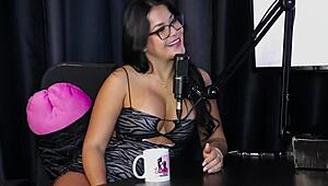 Val Mineirinha Gives Ass In Swing Cast Sheer Red! Tri Champion In Brs!