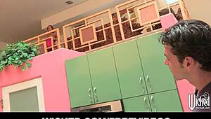 arrombei duas rabudas gostosas com leite para putas safadas