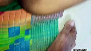 Indian Desi Bhabhi Gets Intense Chudai in Hindi