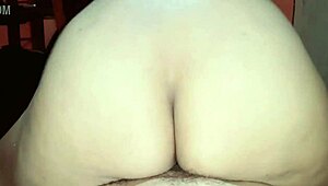 Real story - teen hijastra and pervertido padrastro caught in homemade sex