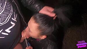 Babe agreed to face fuck outdoors at night