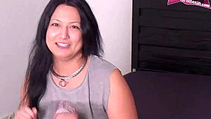 deutsche mollige teen 18+ tries shy amateur casting pov with a user.