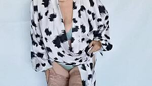 OMG, this busty mature milf in stockings and heels just keeps the sexy story going forever!