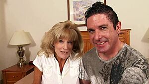 Mature Big Tits Mom Riding Boy with Deep Creampie