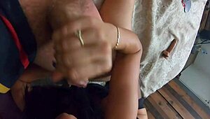 împart curul meu latino pentru adorație în roleplay-ul ăsta