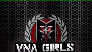 Siri Reveals Her Natural Breasts And Thighs