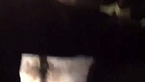 Big ass girl on train getting groped 😏