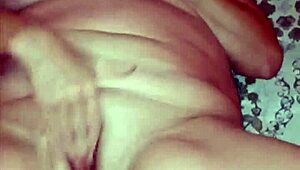 Nicebigddd hatalmas természetes cicik sperma zuhany masztiban