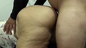 Sexy Huge Ass of Mother-in-Law Bounces Like Jelly in Homemade Video