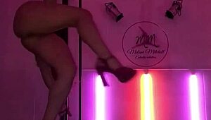 Doctor's POV Showing Ass Dancing In Hospital Tube