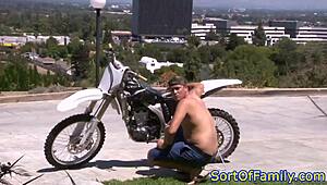 Busty stepmom cockriding and sucking a big dick