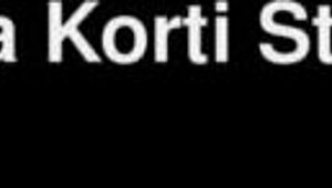 Butterfly Perawan 19 Tahun Coba DPP DAP TP TVP sama Enam Kontol Besar