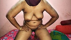 Hot mom fucking deep in ass of her son in cry hindi ahdio