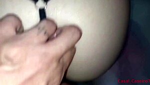 COME TAKE OFF MY PANTIES, AMOR!