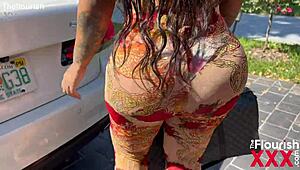 Spoiled princess threesome?