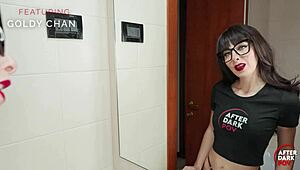 โกลดี้ ชาน ตั้งสตูดิโอ POV สไตล์หัวใจ