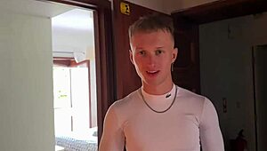 Spustila sem očala in me je pofukal tip