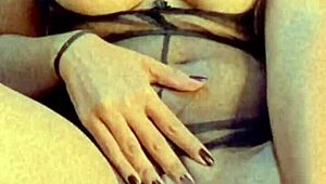 Aku tawarkan lubang belakang untuk anal pertama umur 18+ merah jambu