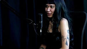 yo, check this brazilian cosplay chick spreading wild pics for a hot recording