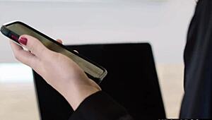 hey big ass latina milf called me over to fix her laptop and got rough hardcore doggystyle