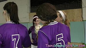 Teen Lesbians Masturbate At Party