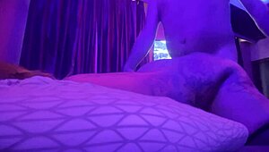 Cheating Boyfriend Fucks Big Ass Blonde Friend Doggy Style Anal