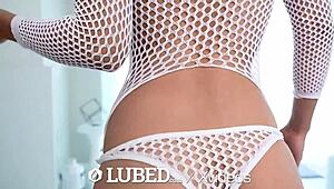 Lubed Big Dick Massage Fuck with Latina Reina Rae