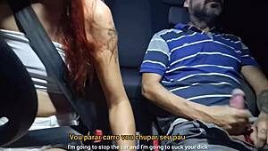 Casada trabalha de motorista de aplicativo e faz sacanagens com passageiros