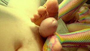 Amateur Babe Vanillaandcaramel Teases with Footjob and Pussy Play