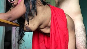 Indian mature lady gets slammed hard doggy style in a quickie fuck.