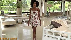 อยากโดนสาวอวบ18+เย็ดตูดอมควย