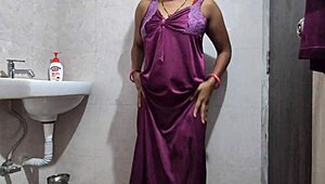 Gadis Desi Cukur Memek Botak Mandi Suara Jelas Homemade