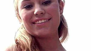 Natasha nice and kelly skyline fucking poolside with double dildo 😍